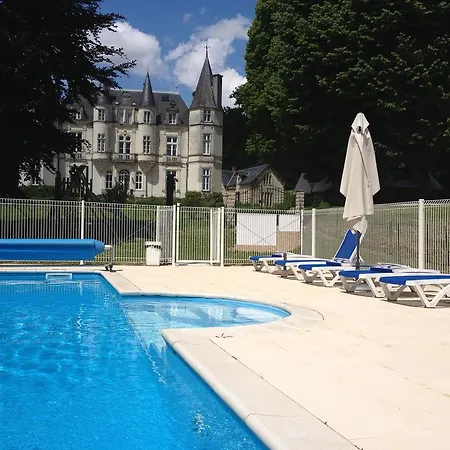 Chateau De Vallagon 3*